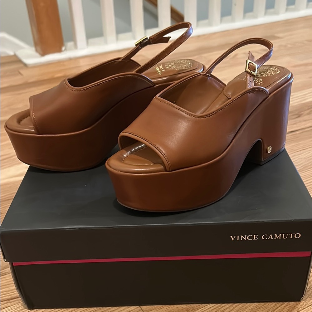 Vince Camuto Brown Platform Shoes with Chunky Heel